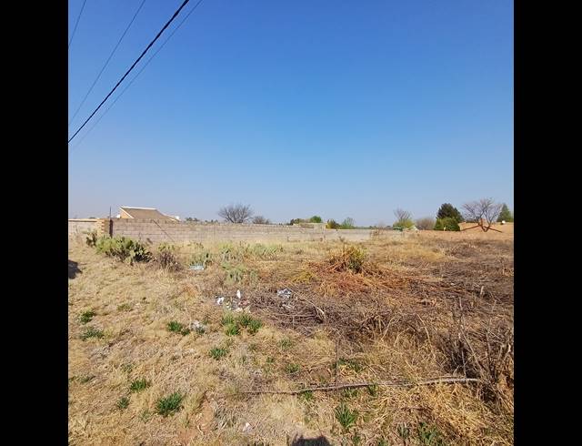 2,190M² VACANT LAND FOR SALE IN HENLEY ON KLIP